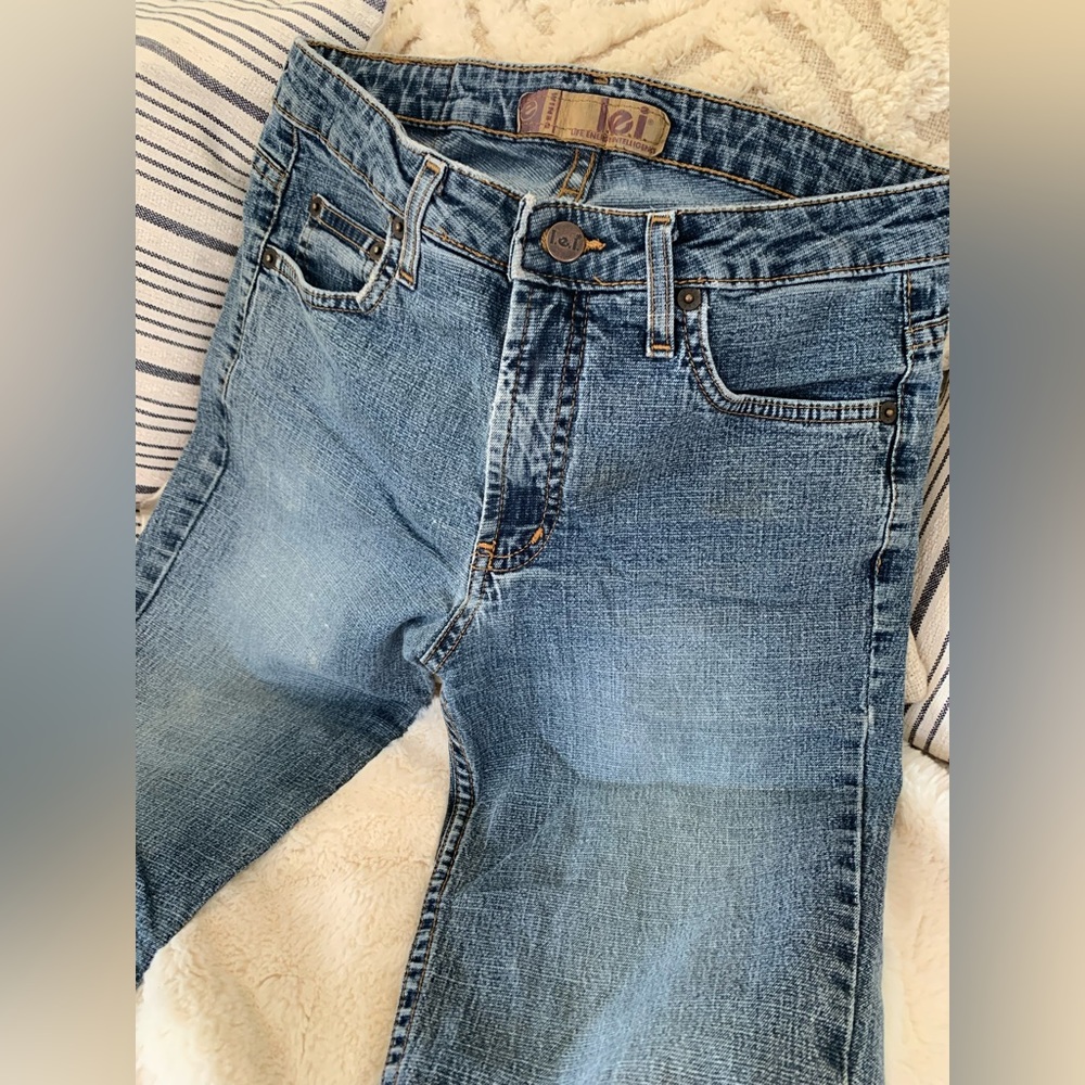 Lei Vintage Bootcut size 5 Juniors Jeans